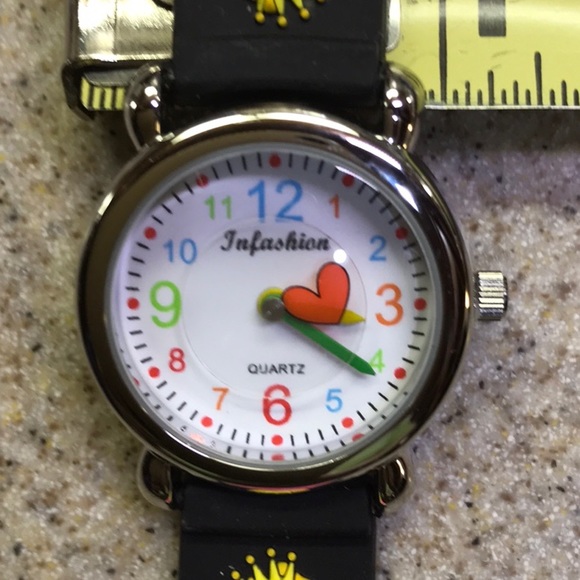 Girls Watch Black with Pink Princess and Hearts - Picture 7 of 8